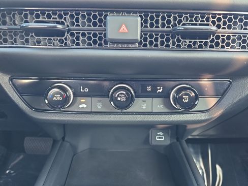 Used 2025 Honda HR-V LX image 16
