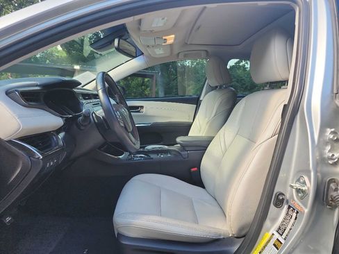 Used 2017 Toyota Avalon XLE FWD image 24