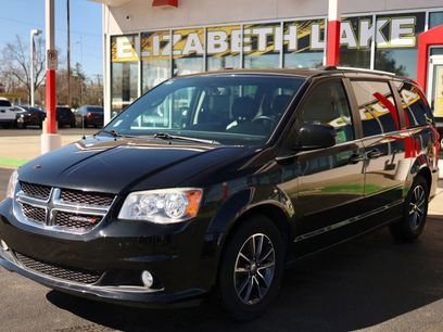 Used 2017 Dodge Grand Caravan SXT