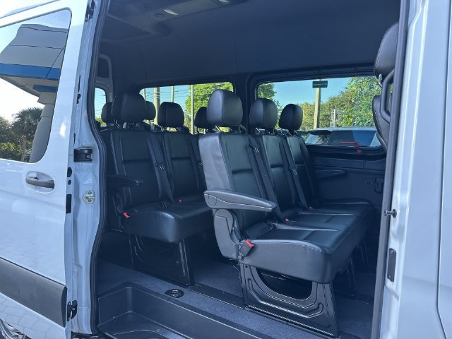 Used 2023 Mercedes-Benz Sprinter 2500 image 27