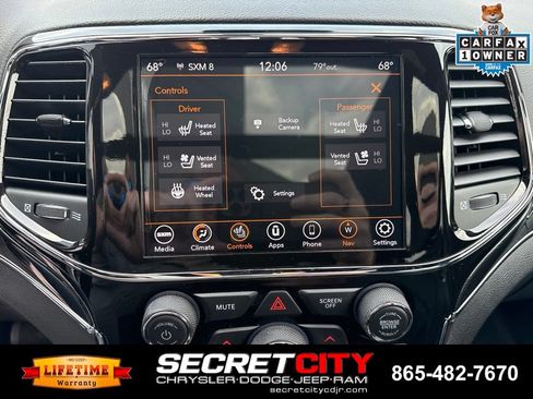 Used 2021 Jeep Grand Cherokee Trailhawk w/ Trailhawk Luxury Group AWD/4WD image 37