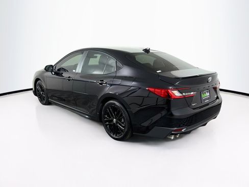 Used 2026 Toyota Camry SE w/ Convenience Package FWD image 5