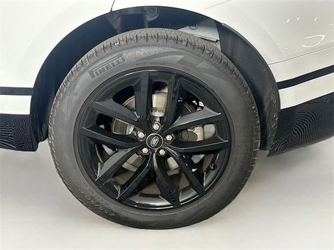 Used 2026 Land Rover Range Rover Velar Dynamic SE image 31