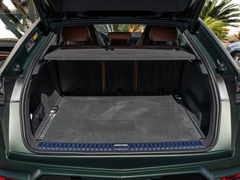 New 2025 Lamborghini Urus SE image 35