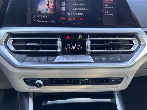 Used 2021 BMW 430i Coupe w/ Premium Package image 30