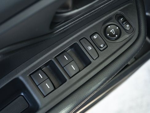 Used 2025 Honda Odyssey Sport-L image 35