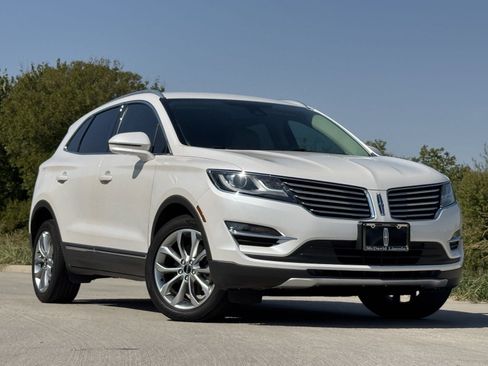 Used 2018 Lincoln MKC Select w/ Select Plus Package image 15