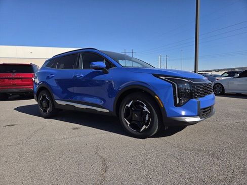 New 2026 Kia Sportage EX w/ EX Panorama Roof Package FWD image 2