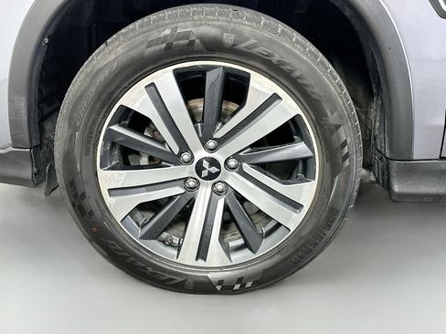 Used 2020 Mitsubishi Outlander Sport ES FWD image 29