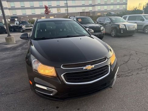 Used 2015 Chevrolet Cruze LT image 9