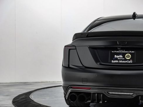 Used 2022 Cadillac CT5 V Blackwing w/ Carbon Fiber Package 2 RWD image 14
