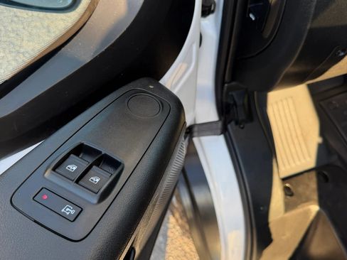 Used 2023 RAM ProMaster 3500 FWD image 9