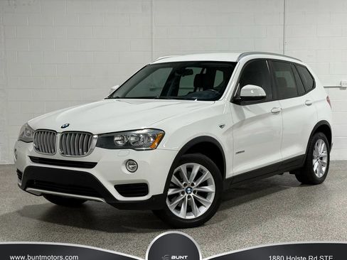 Used 2017 BMW X3 xDrive28i image 1