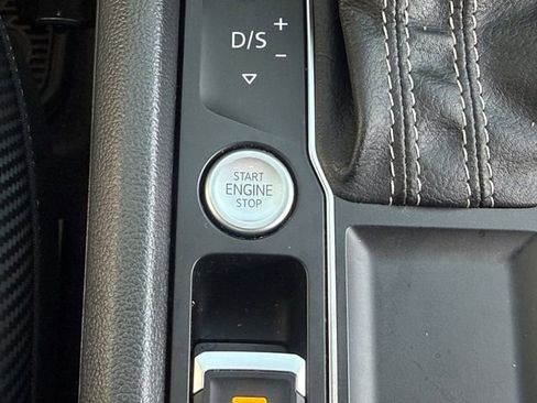 Used 2021 Volkswagen Atlas Cross Sport SEL R-Line w/ Cross Sport MDO Package image 19