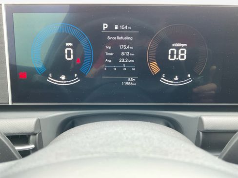 Used 2025 Hyundai Santa Cruz SE AWD/4WD image 20