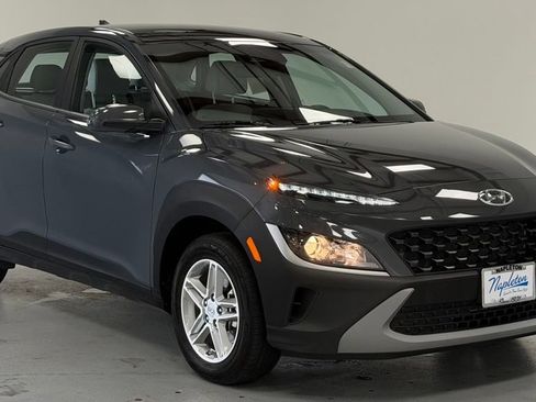 Used 2023 Hyundai Kona SE AWD/4WD image 6