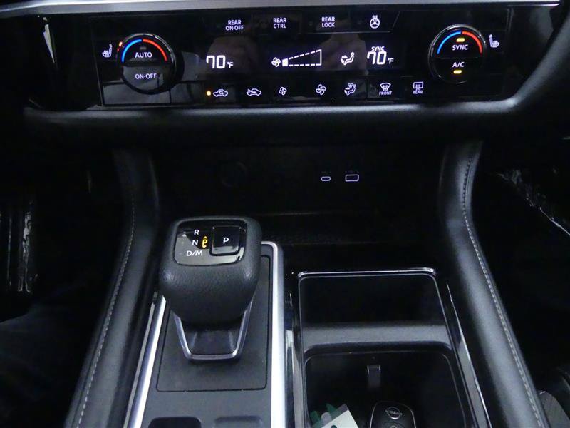 Used 2023 Nissan Pathfinder SL w/ SL Premium Package AWD/4WD image 18