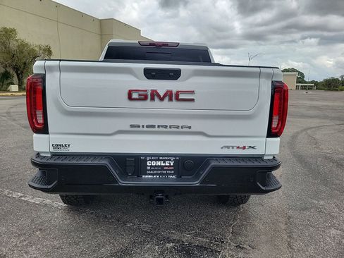 New 2026 GMC Sierra 1500 AT4X AWD/4WD image 6