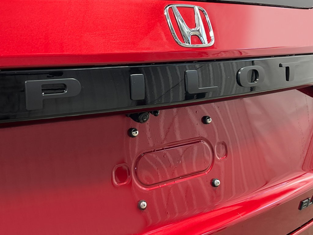 New 2026 Honda Pilot Black Edition image 6