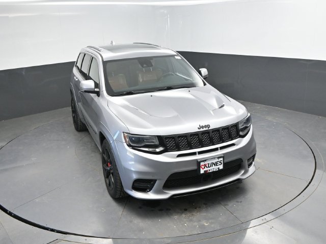 Used 2018 Jeep Grand Cherokee SRT AWD/4WD image 39