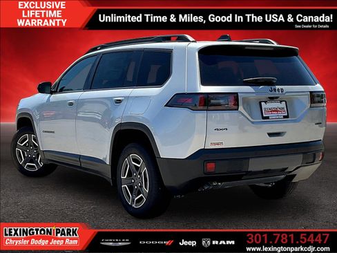 New 2026 Jeep Cherokee Laredo AWD/4WD image 3