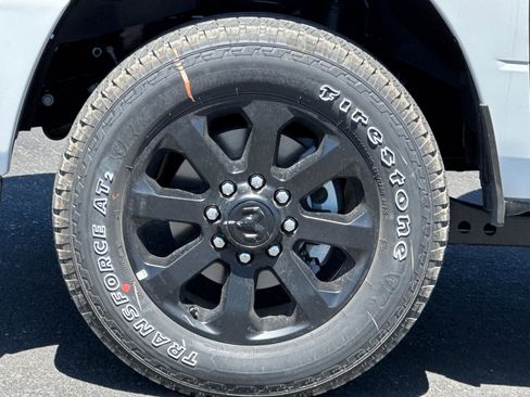 New 2026 RAM 2500 Laramie AWD/4WD image 24
