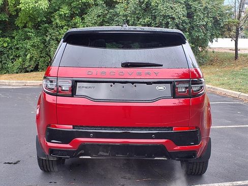 Used 2023 Land Rover Discovery Sport SE R-Dynamic image 5