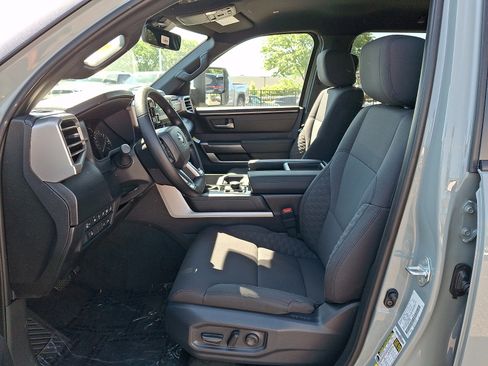 New 2026 Toyota Tundra SR5 AWD/4WD image 11