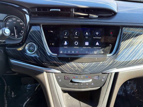 Used 2024 Cadillac XT6 Premium Luxury image 34