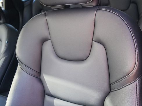 Used 2023 Volvo XC60 B5 Core w/ Climate Package image 28