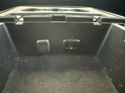 Used 2018 Chevrolet Silverado 1500 LT w/ Trailering Package image 31