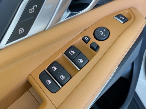 New 2026 BMW X5 xDrive40i w/ Climate Comfort Package image 22