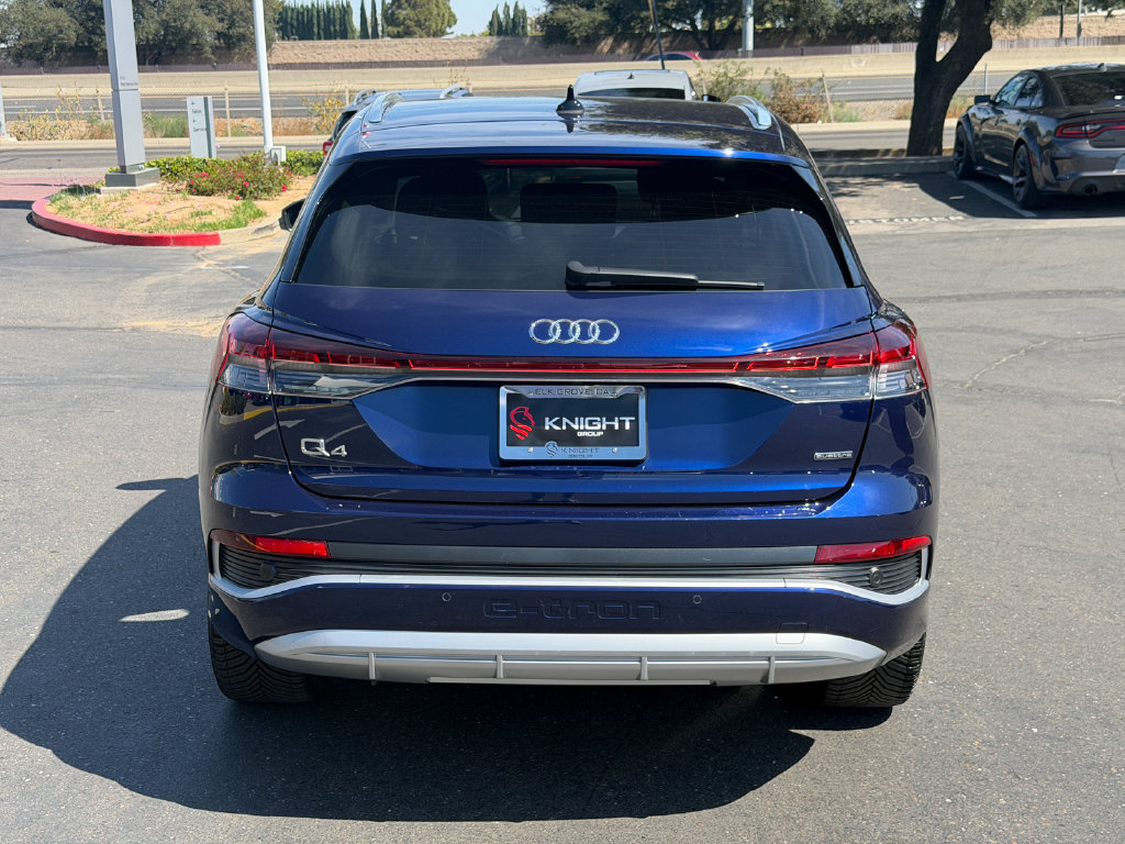 Used 2023 Audi Q4 e-tron Premium Plus w/ Premium Plus AWD/4WD image 7