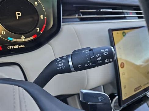 Used 2023 Land Rover Range Rover SE image 27