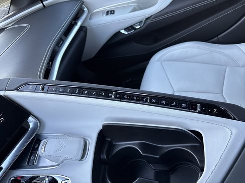 Used 2021 Chevrolet Corvette Stingray Preferred Cpe w/ 2LT image 33