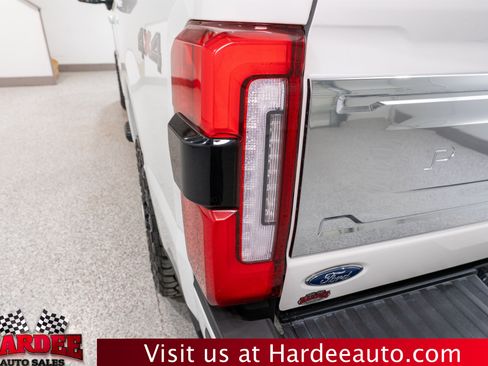 Used 2024 Ford F350 Platinum AWD/4WD image 9