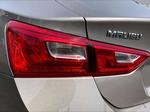 Used 2023 Chevrolet Malibu LT FWD image 29