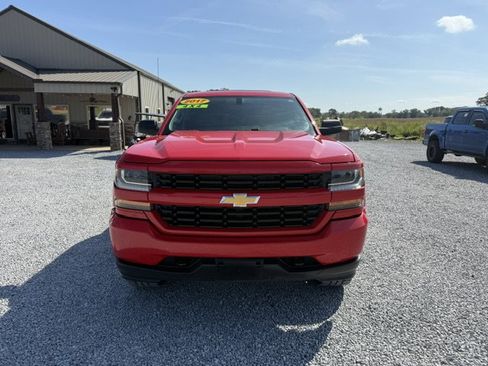 Used 2017 Chevrolet Silverado 1500 Custom w/ Custom Convenience Package AWD/4WD image 5