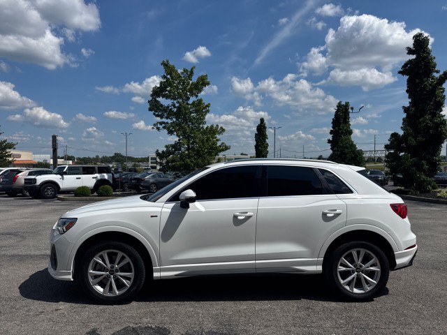 Used 2023 Audi Q3 2.0T Premium AWD/4WD image 9
