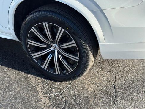 Certified 2023 Volvo XC90 B6 Core w/ Climate Package image 8