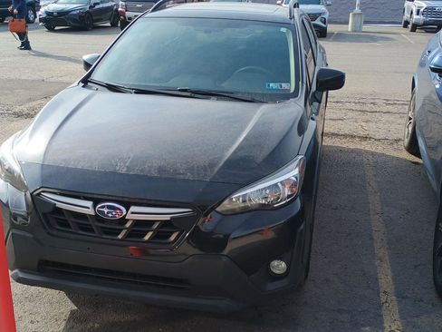 Used 2021 Subaru Crosstrek 2.0i Premium w/ Moonroof Package image 2