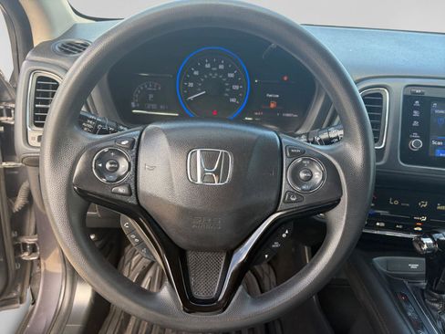 Used 2021 Honda HR-V EX image 8