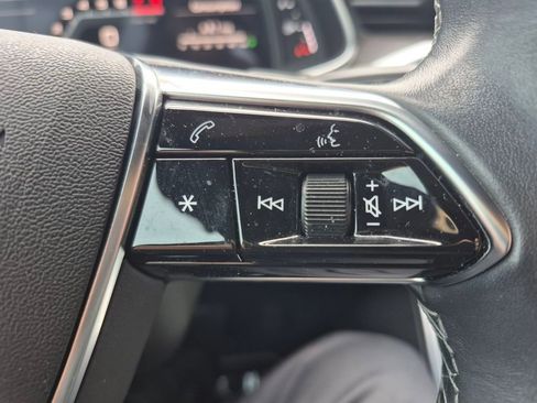 Used 2022 Audi A6 Premium Plus w/ Premium Plus Package image 22