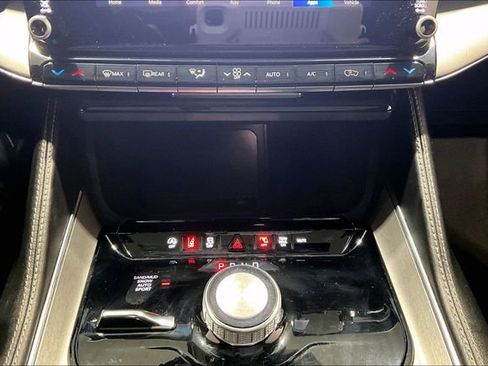 Used 2024 Jeep Wagoneer Series II image 16