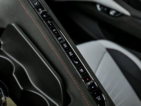 Used 2023 Chevrolet Corvette Stingray Premium Cpe w/ Z51 Performance Package RWD image 38