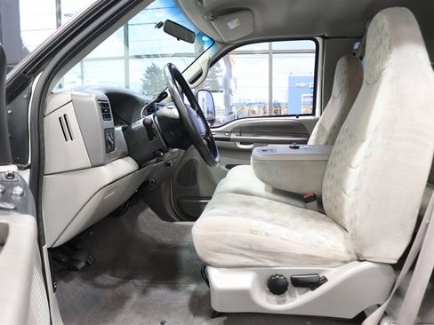 Used 2000 Ford F350 XLT image 76