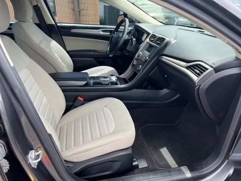 Used 2019 Ford Fusion S image 10