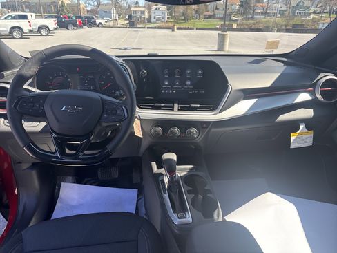 New 2026 Chevrolet Trax RS w/ Driver Confidence Package image 14