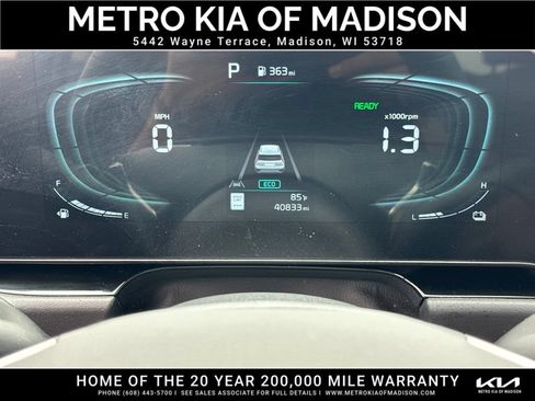 Used 2023 Kia Niro EX Touring FWD image 18