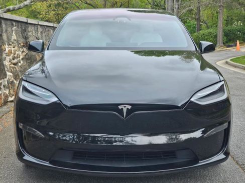 Used 2023 Tesla Model X image 6